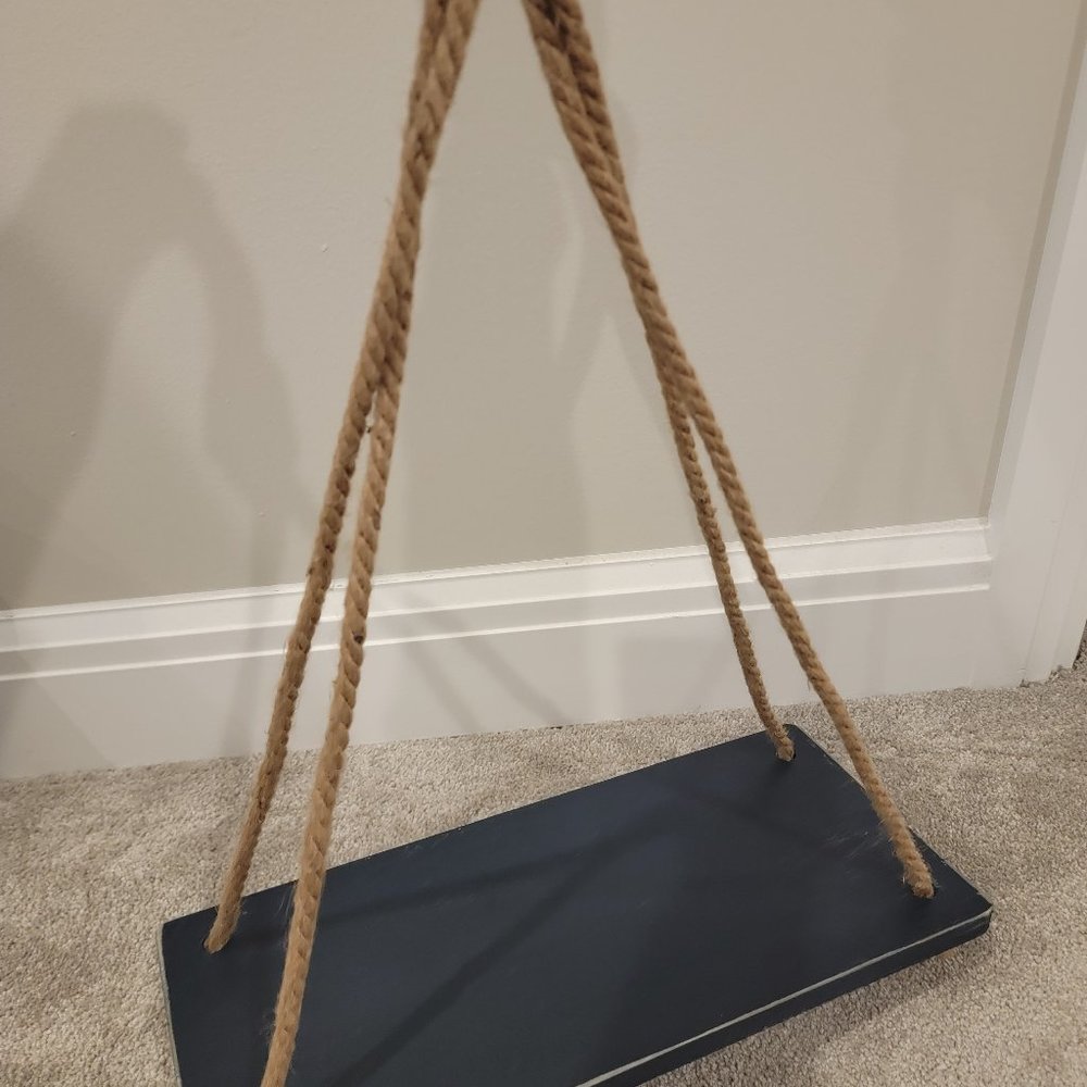 Hanging decor swing